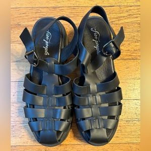 Free People Delaunay Fisherman Sandal size9.5 (40)